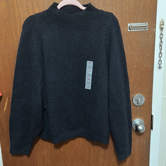 Old Navy Sweaters - NWT Old Navy Mockneck Knit Sweater